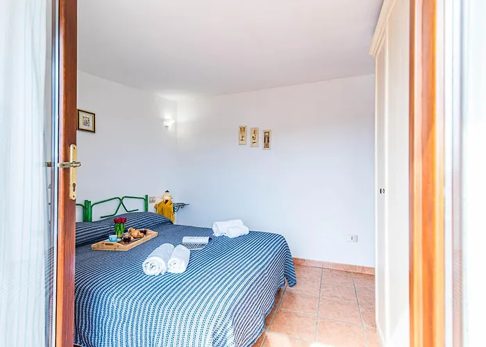 Laura - Happy Apartman *